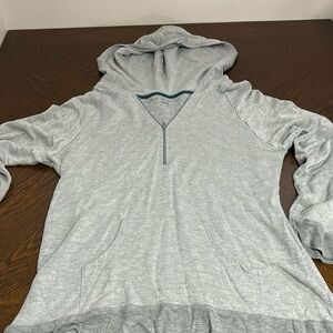 Stitch Fix Gray hooded sweatshirt with a 1/4 zip